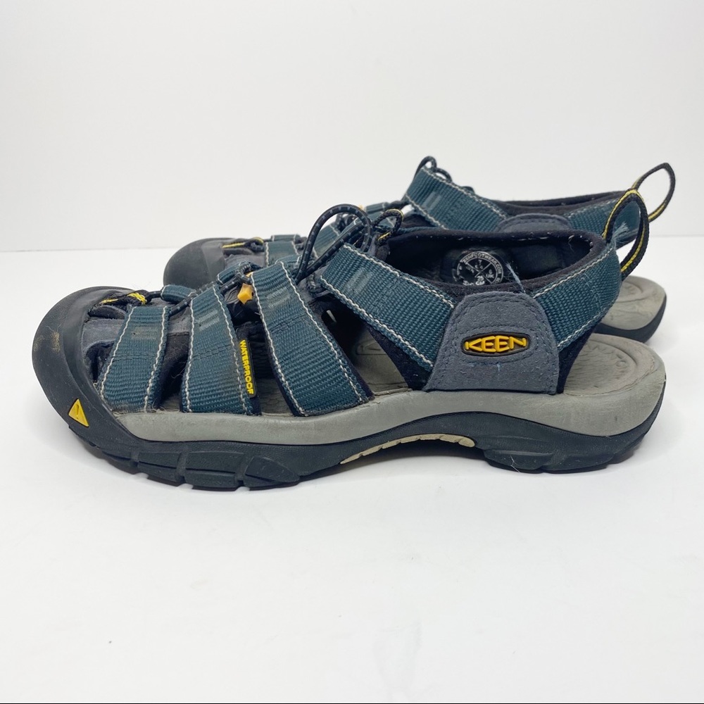 KEEN Sandals Men’s 7 Newport H2 Fisherman Blue Waterproof Closed Toe 100…